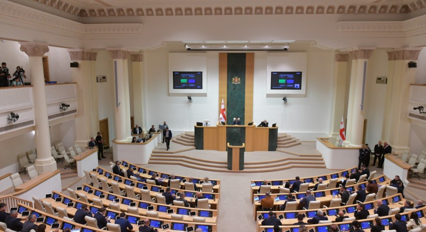 „ქართულ ოცნებას“ დამატებითი ცვლილებები შეაქვს ადმინისტრაციულ და სისხლის სამართლის კოდექსებში