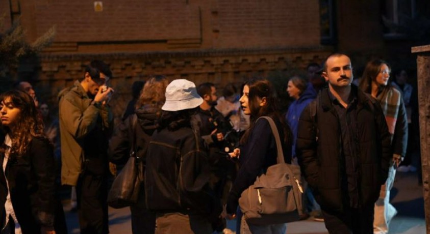 „არა რუსულ რეფორმებს!“- საპროტესტო აქცია განათლების სამინისტროსთან