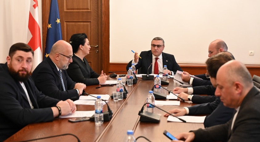 პარლამენტის სარჩელი პარტიების აკრძალვაზე სრულად მზადაა