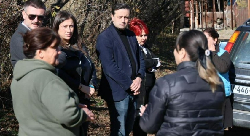 სახალხო დამცველმა საოკუპაციო ხაზთან მდებარე სოფლები მოინახულა