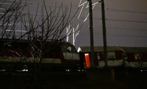 სლოვაკეთის დედაქალაქ ბრატისლავასთან ორი მატარებელი ერთმანეთს შეეჯახა