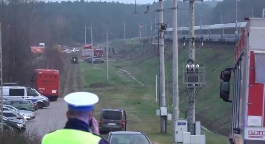 პოლონეთის ხელისუფლება რკინიგზაზე მომხდარ აფეთქებას დივერსიად აფასებს