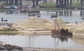 ნიგერიაში  წყალდიდობის შემთხვევებმა წყლიდან ქვიშის ამოღების შედეგად იმატა