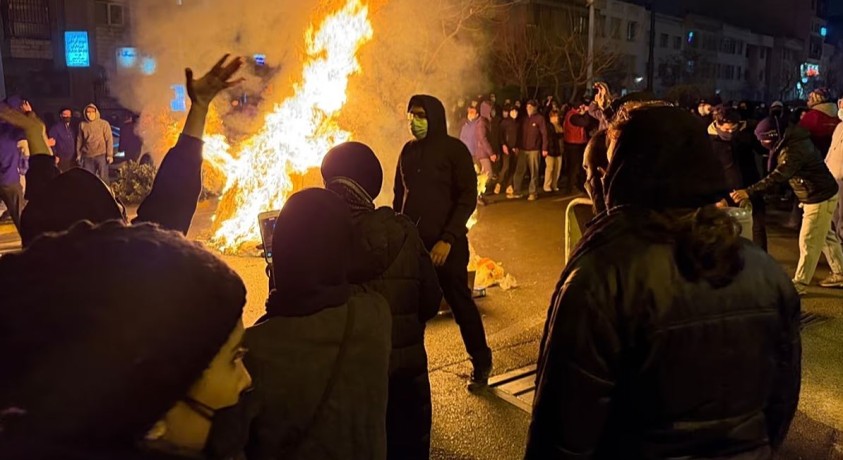 „განაგრძეთ პროტესტი, დახმარება გზაშია“ – ტრამპი ირანელებს მიმართავს