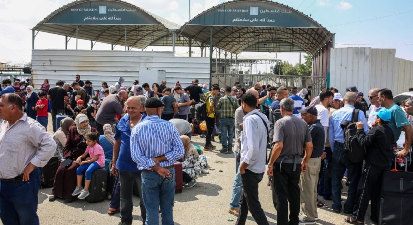 პალესტინელები რაფაჰის გადასასვლელის გახსნას ელოდებიან