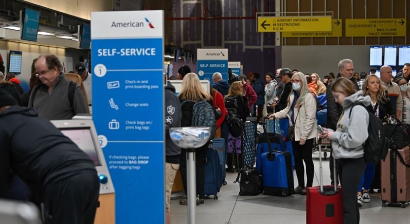 აშშ-ში უამინდობის გამო ათასობით ავიარეისი გაუქმდა