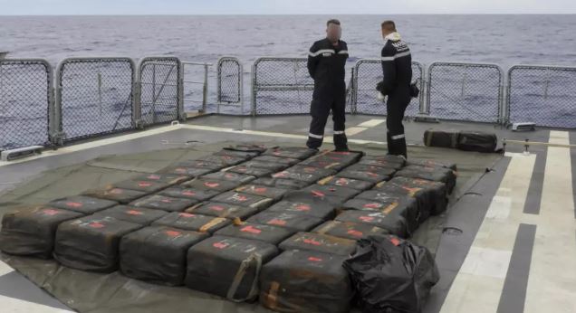 საფრანგეთის პოლინეზიის ტერიტორიულ წყლებში 4 ტონაზე მეტი კოკაინი ამოიღეს