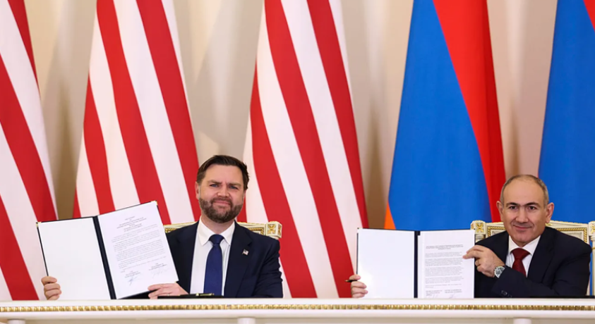 აშშ-ის ვიცე-პრეზიდენტის ვიზიტი სომხეთში და სტრატეგიული პარტნიორობის მოლოდინი