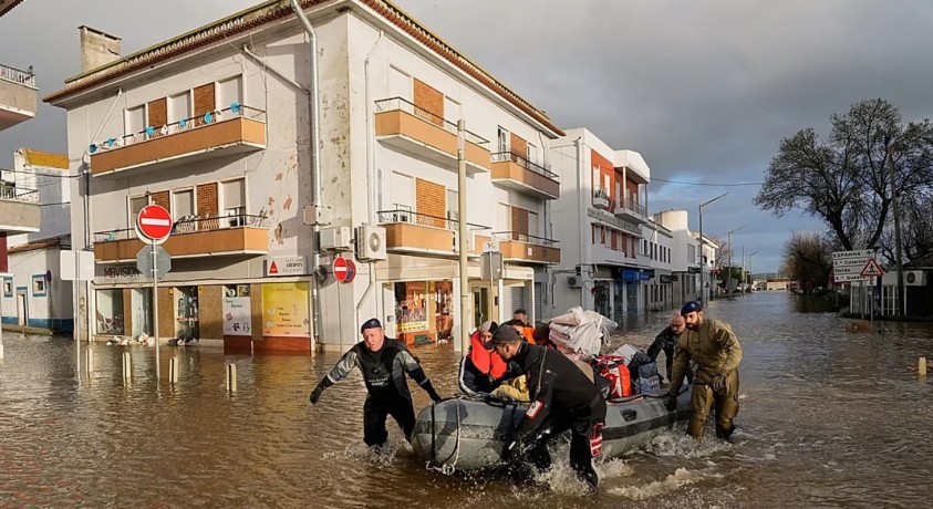 პორტუგალიაში წყალდიდობის შედეგების გამო შინაგან საქმეთა მინისტრი გადადგა