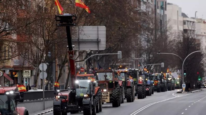 მადრიდში ფერმერებმა საპროტესტო აქცია გამართეს