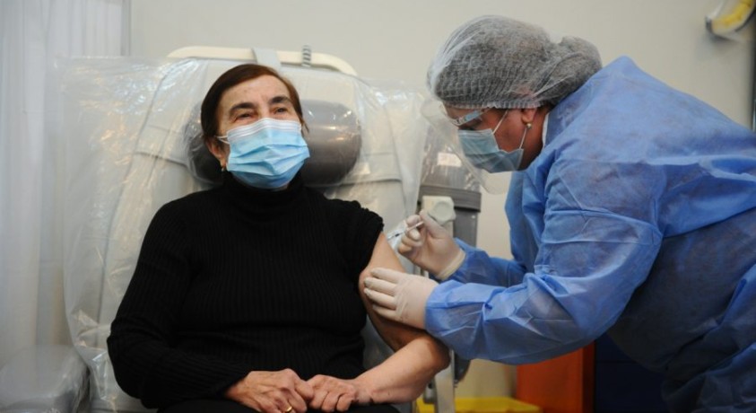 ვაქცინაციის მესამე დღე საქართველოში და 5 000-ზე მეტი მსურველი