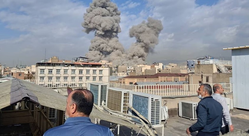 აშშ-მა და ისრაელმა ირანის წინააღმდეგ იერიშების ახალი ტალღა დაიწყეს