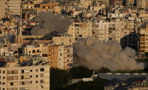 თეირანმა საუდის არაბეთში აშშ-ის საელჩოს დაარტყა, ვაშინგტონმა 11 ირანული გემი გაანადგურა