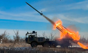 გასულ უქმეებზე რუსულმა ძალებმა იერიში მიიტანეს უკრაინის ქალაქებსა და რეგიონებზე