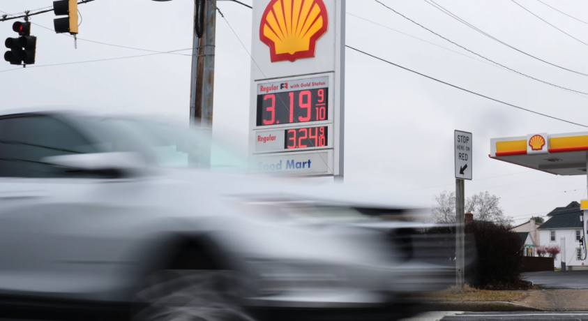 ახლო აღმოსავლეთში ომის ფონზე, ნავთობის ფასმა 100 დოლარს გადააჭარბა