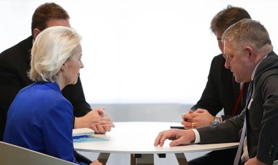 რობერტ ფიცოს თქმით, ევროკომისიის პრეზიდენტი ეთანხმება „დრუჟბის“ მილსადენის აღდგენას