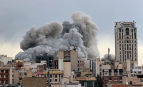 აშშ-ს ირანიდან დროზე ადრე გასვლა არ სურს