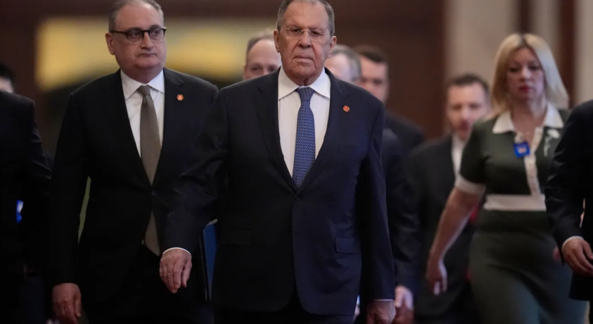 რუსეთის საგარეო საქმეთა მინისტრი სერგეი ლავროვი ჩინეთის პრეზიდენტს სი ძინპის შეხვდა