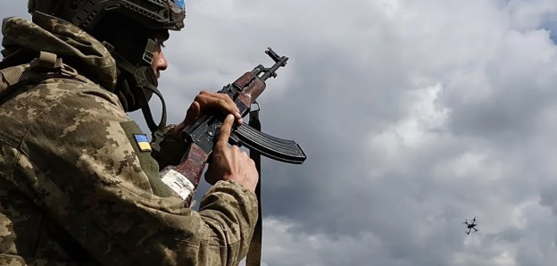 უკრაინა და იტალია დრონებისა და თავდაცვითი სისტემების წარმოებაზე თანხმდებიან