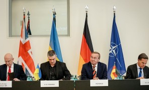 დიდი ბრიტანეთი უკრაინას 120 000 - ზე მეტ ახალ დრონს გადასცემს