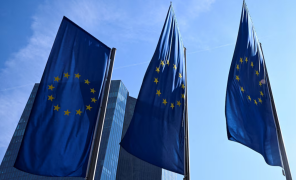 ევროკავშირი ირანისთვის ახალ სანქციებზე შეთანხმდა, ისრაელთან „ასოცირების შეთანხმების“ შეჩერებაზე - ვერ