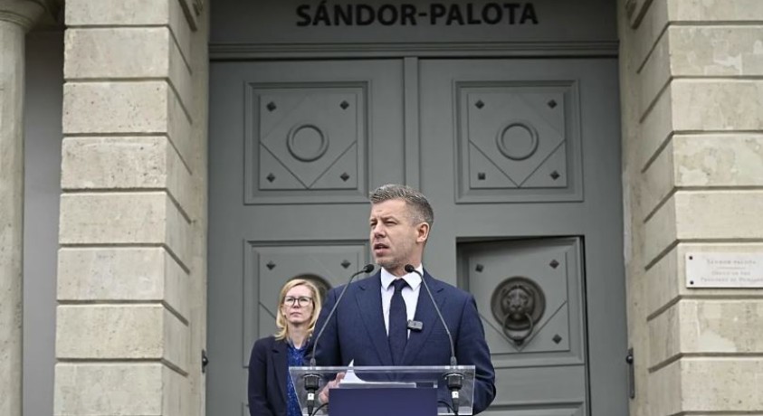პეტერ მადიარის მთავრობა პრეზიდენტ ტამაშ შუიოკის გადაყენებისთვის კონსტიტუციის შეცვლას გეგმავს