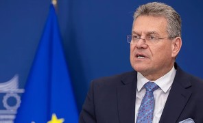ევროკავშირმა ჩინეთთან ხელშესახები შედეგების მისაღწევად ვადა ოქტომბრამდე დააწესა