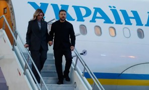 ზელენსკის თვითმფრინავი დრონის შეჯახებას გადაურჩა