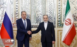 თეირანში სერგეი ლავროვმა ირანის საგარეო საქმეთა მინისტრთან აბას არაღჩისთან შეხვედრა გამართა