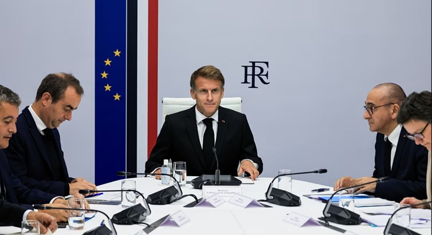 მაკრონი მიმდინარე საპროტესტო აქციებთან დაკავშირებით უცხოელი ლიდერების კომენტარებს სულელურს უწოდებს