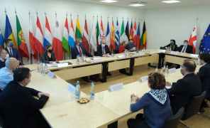 პოლიტიკური დიალოგი