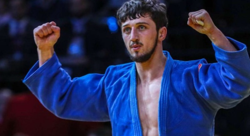 თემურ ნოზაძემ თბილისის გრანდ სლემზე ოქროს მედალი მოიპოვა