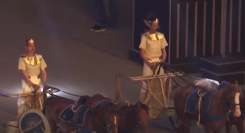 “ოქროს აღლუმი” – კაირო