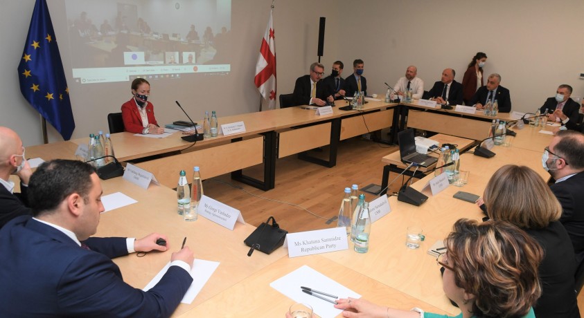 პოლიტიკური პარტიების რეაქციები ევროპული საბჭოს პრეზიდენტის ახალ დოკუმენტზე