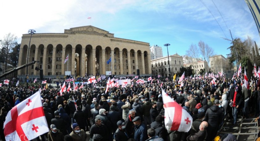 ოპოზიციური პარტიების ლიდერები 15 მაისის აქციისთვის ემზადებიან