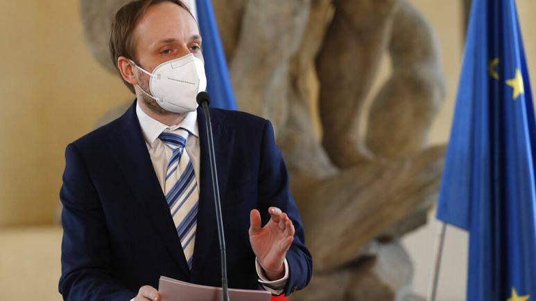 ჩეხეთის საგარეო საქმეთა მინისტრმა რუსი დიპლომატების გაძევება მოითხოვა