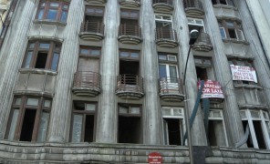 ბუქარესტის ავარიული შენობები