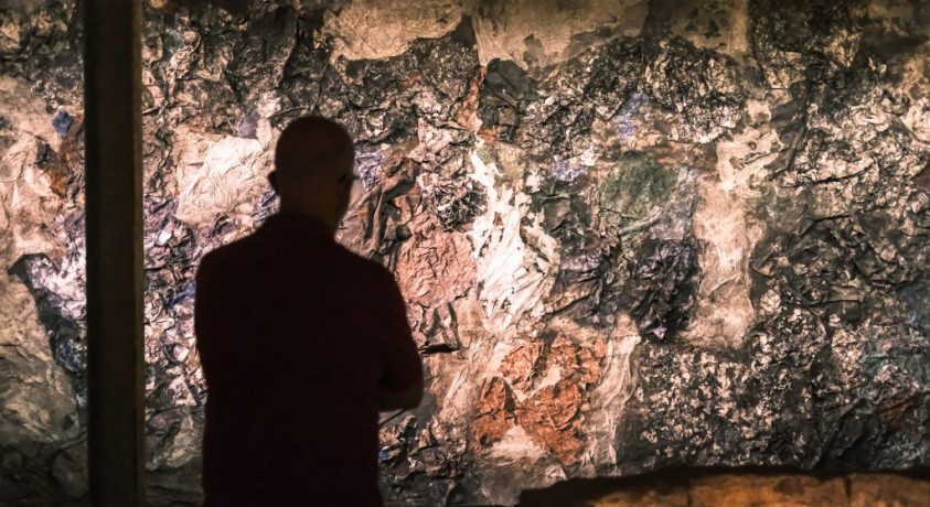 გამოფენა ლიბანში – ხელოვანებმა 4 აგვისტოს გარდაცვლილებს პატივი მიაგეს