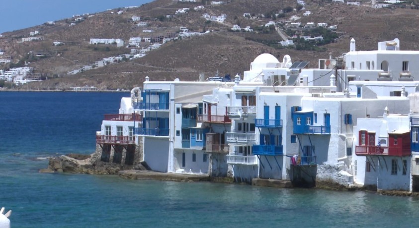 წარმატებული ვაქცინაციის ფონზე საბერძნეთში კუნძული მიკონოსი ტურისტებს უმასპინძლებს