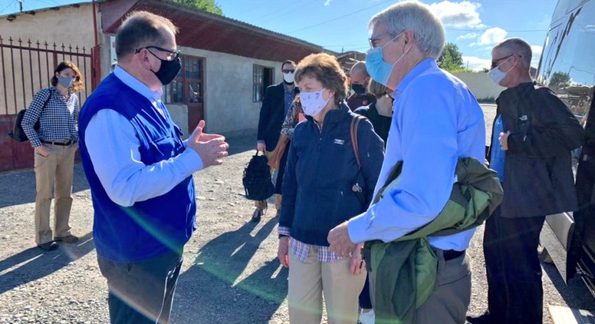 ამერიკელი სენატორები ჯინ შაჰინი და რობერტ პორტმანი საოკუპაციო ხაზთან  ჩავიდნენ