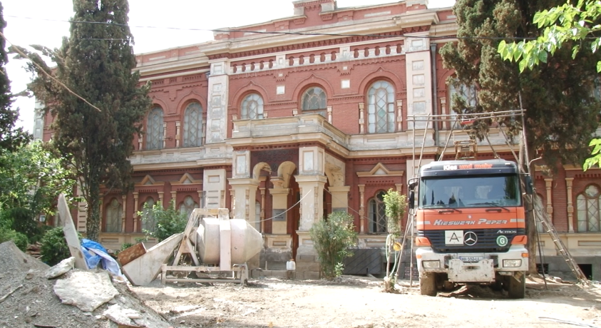 თბილისის აბრეშუმის მუზეუმის რესტავრაცია მიმდინარეობს