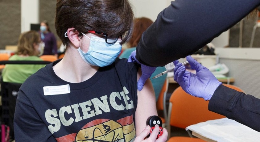 ევროკავშირის რამდენიმე ქვეყანაში 12-დან 16 წლამდე ასაკის მოზარდებს “ფაიზერის” ვაქცინით აცრიან