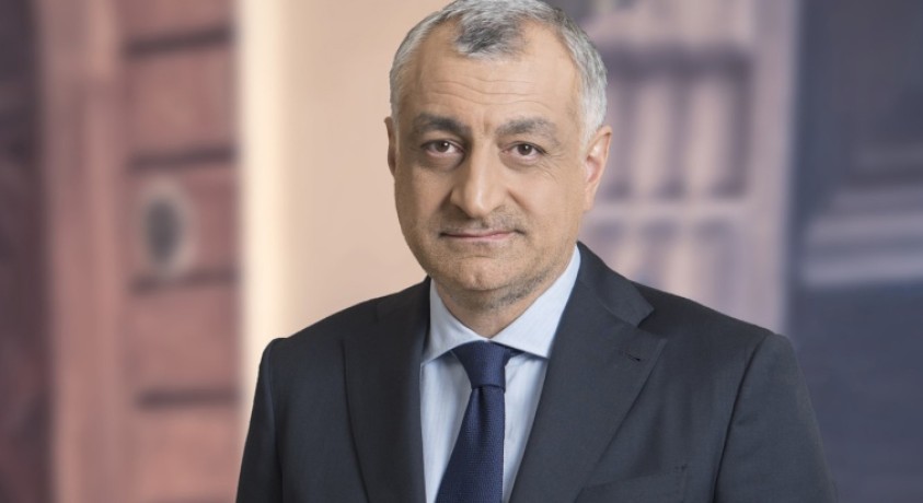 მამუკა ხაზარაძე გიორგი გახარიას დებატებში იწვევს