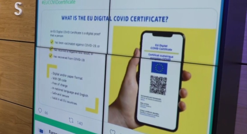 ევროპარლამენტმა სამოგზაურო კოვიდსერტიფიკატების სისტემა დაამტკიცა