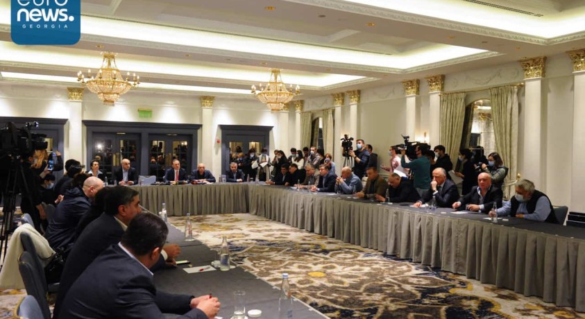 ოპოზიცია არჩევნების შედეგებს ბოიკოტს უცხადებს – ფოტორეპორტაჟი