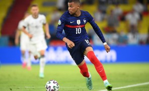 ჰუმელსის ავტოგოლი და საფრანგეთის გამარჯვება გერმანიასთან