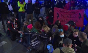 პოლონეთში აბორტების აკრძალვას ისევ აპროტესტებენ