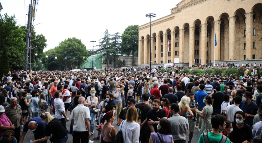 აქცია და მთავრობის პოზიცია