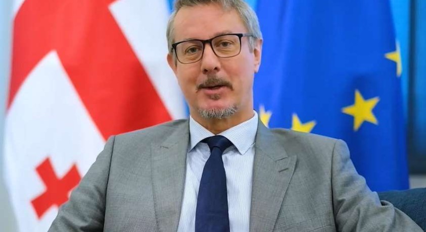 ევროკავშირის ელჩი ზაზა გახელაძის უკანონო პატიმრობიდან გათავისუფლებას მიესალმება