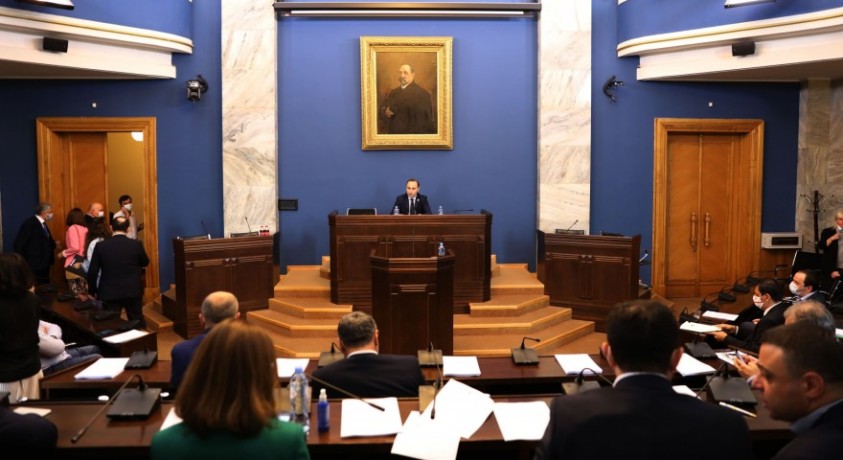 ვინ გახდება ცესკო-ს თავმჯდომარე და წევრი პროფესიული ნიშნით